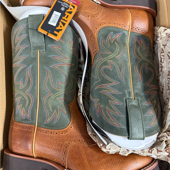 Heritage Brown and Green Cowboy Boots